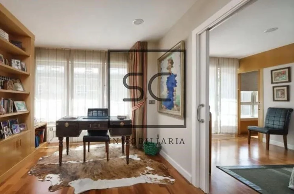 Amplio piso con dos entradas