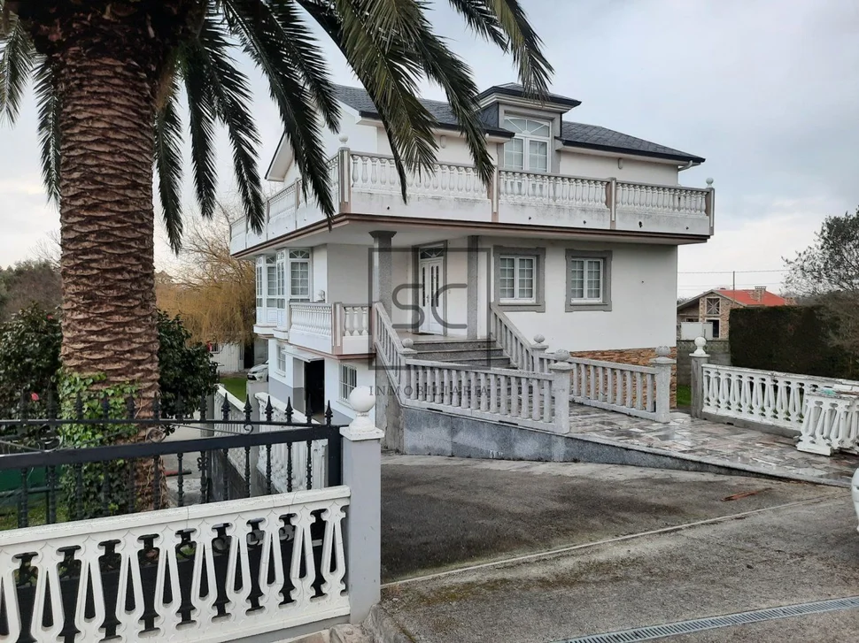 Chalet semiamueblado para alquiler anual