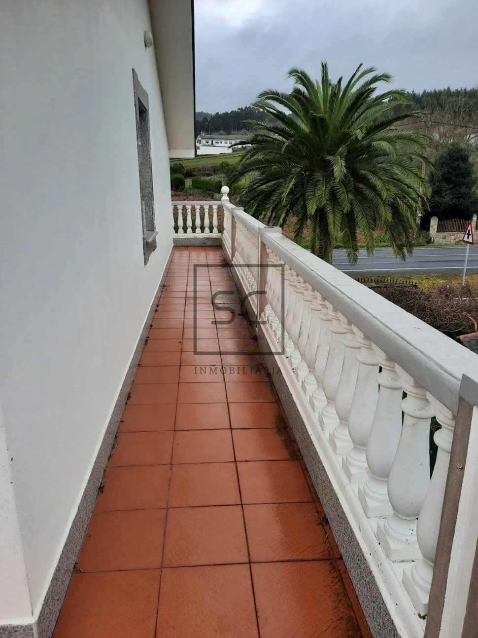 Chalet semiamueblado para alquiler anual