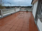 Chalet semiamueblado para alquiler anual