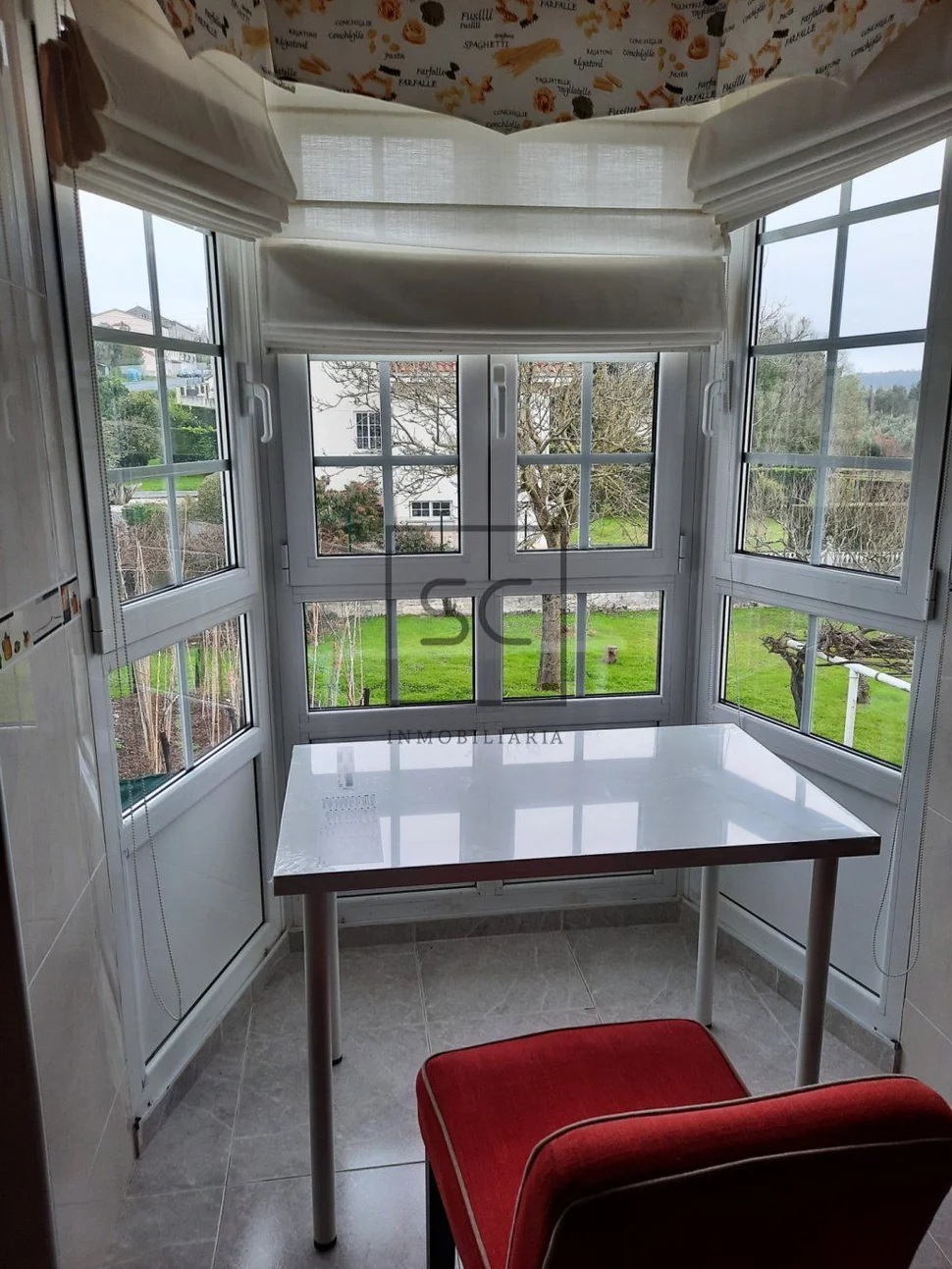 Chalet semiamueblado para alquiler anual