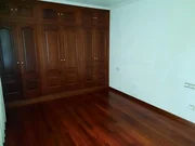 Chalet semiamueblado para alquiler anual