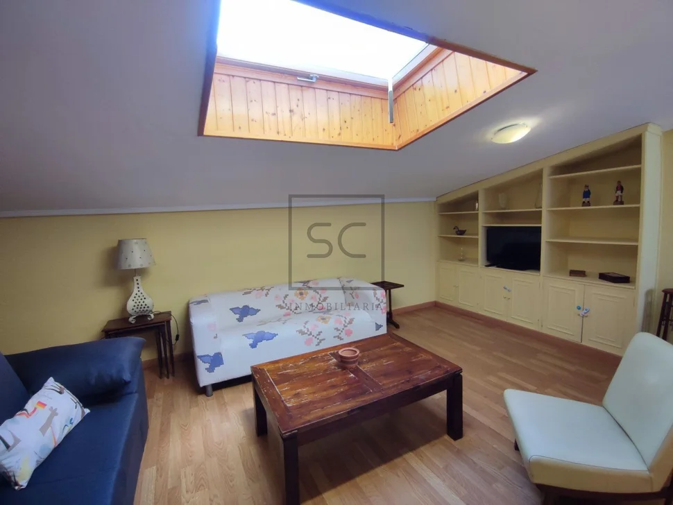 Ático amueblado en el centro de ferrol