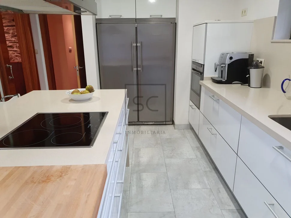 Casa con vistas a la ría de ferrol en barallobre, fene