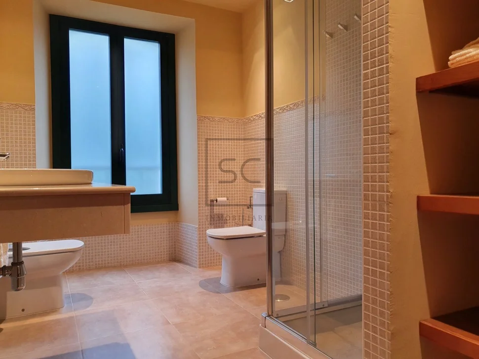 Casa con vistas a la ría de ferrol en barallobre, fene