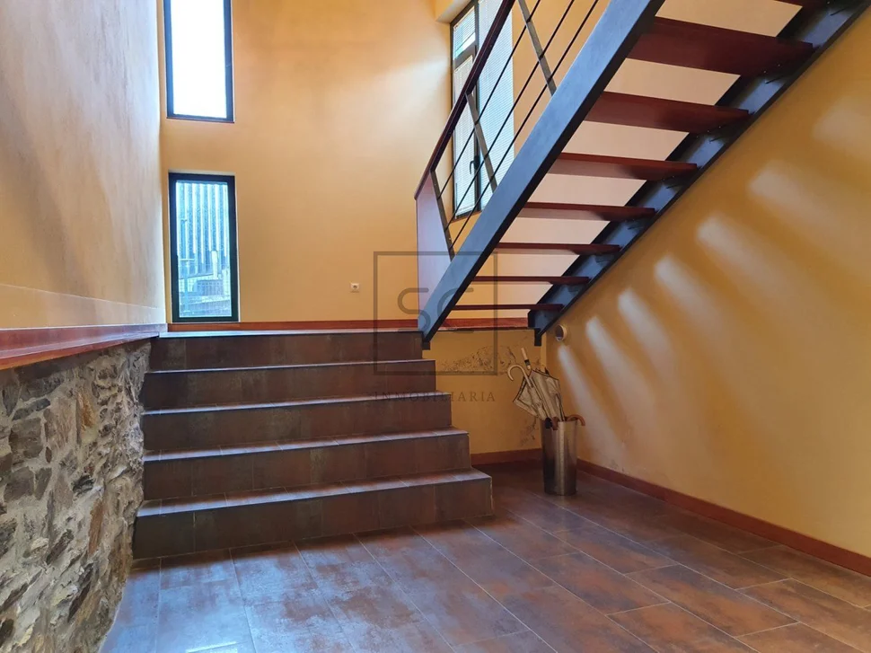 Casa con vistas a la ría de ferrol en barallobre, fene