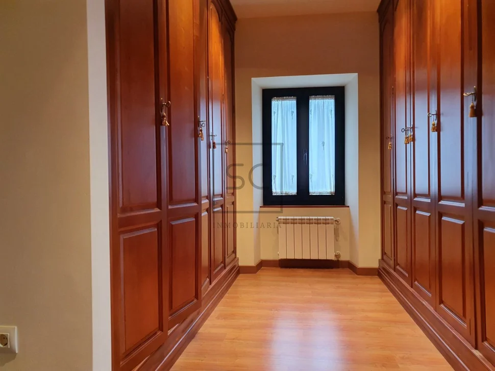 Casa con vistas a la ría de ferrol en barallobre, fene