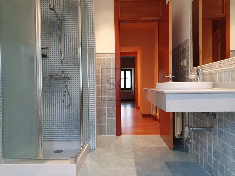 Casa con vistas a la ría de ferrol en barallobre, fene