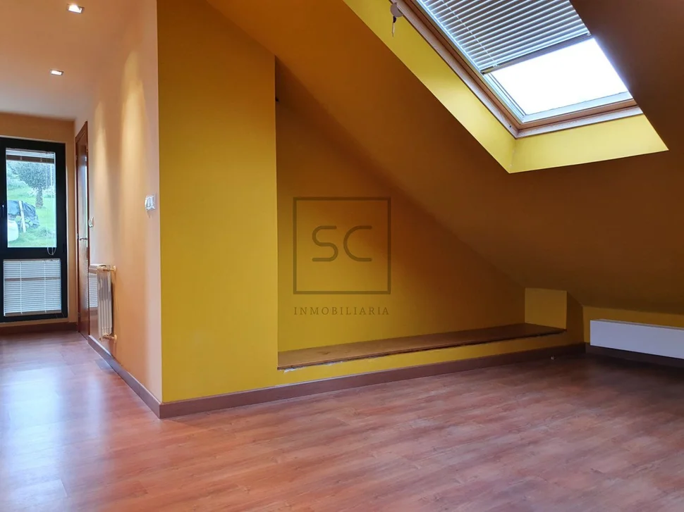 Casa con vistas a la ría de ferrol en barallobre, fene