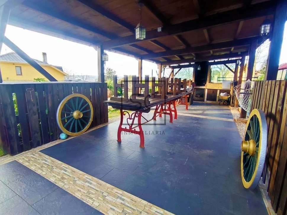 Chalet en fene con cenador, finca y bonitas vistas fene, fene