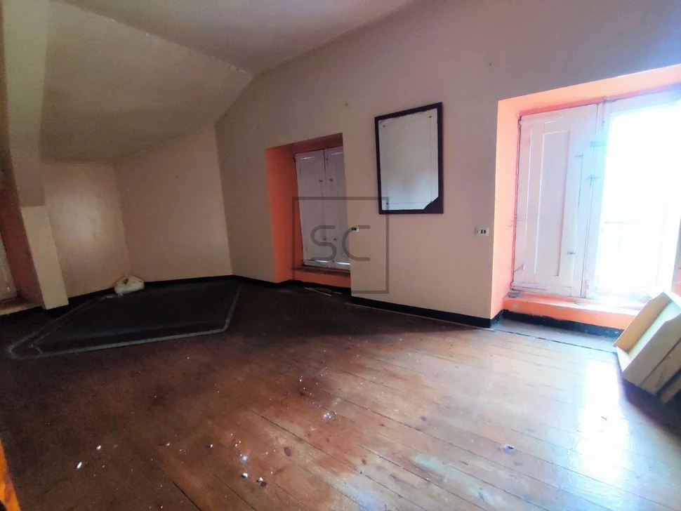 Casa para rehabilitar, con vistas despejadas en barallobre, fene