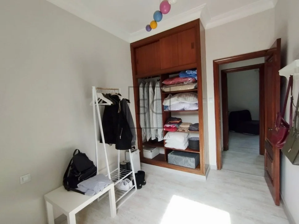 Casa totalmente reformada con jardín y piscina