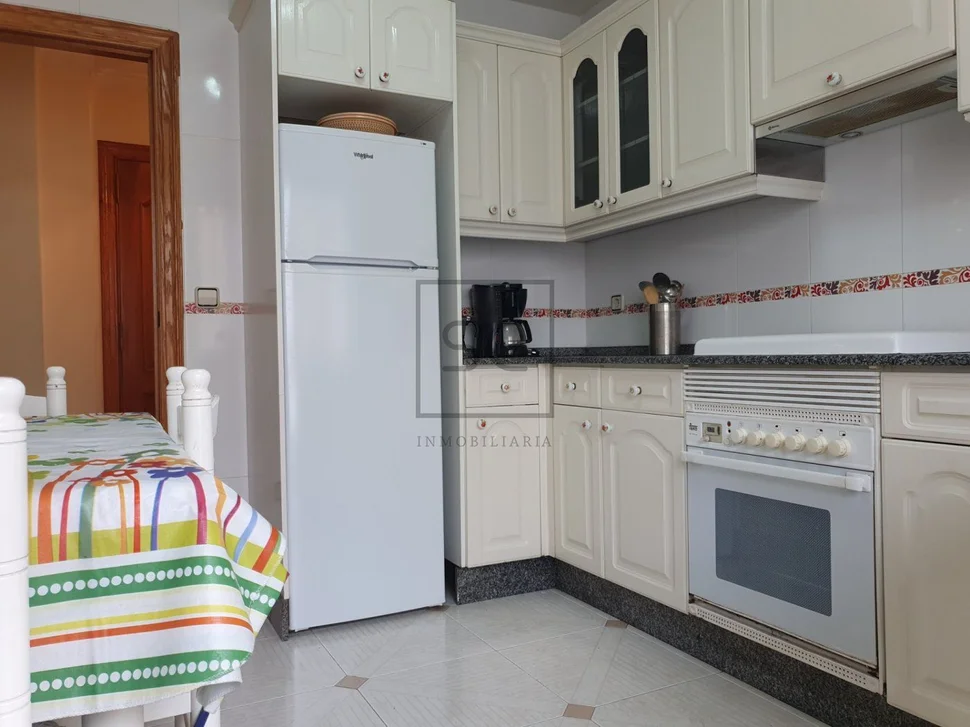 Piso con ascensor, trastero y garaje