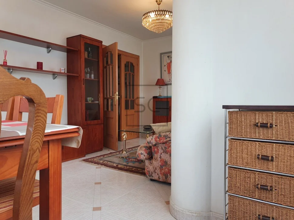 Piso con ascensor, trastero y garaje