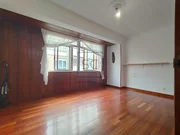 Coqueto piso en perfecto estado de conservación