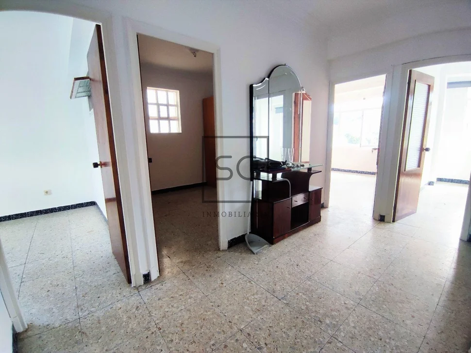 Piso con vistas despejadas fene, fene