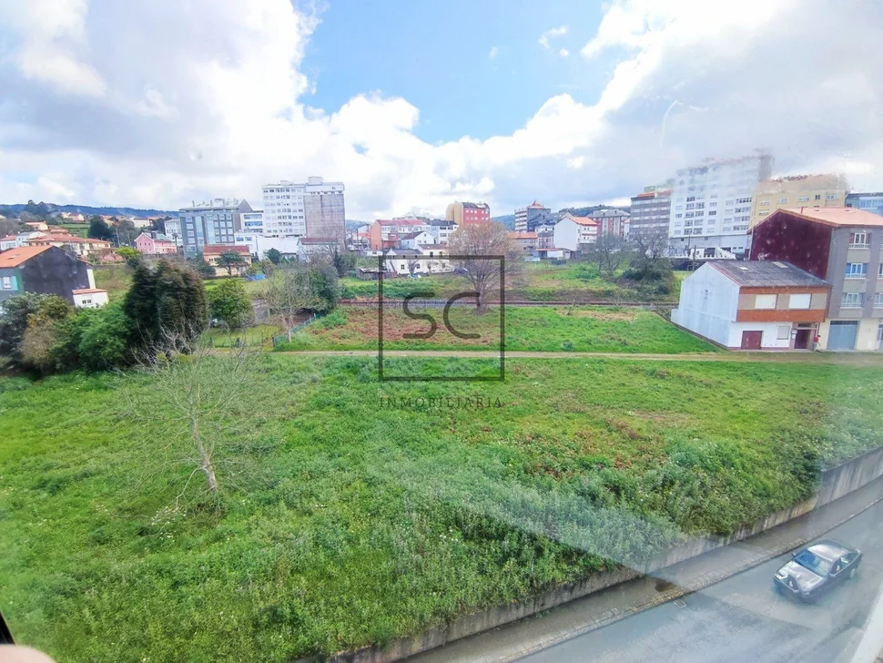 Piso con vistas despejadas fene, fene