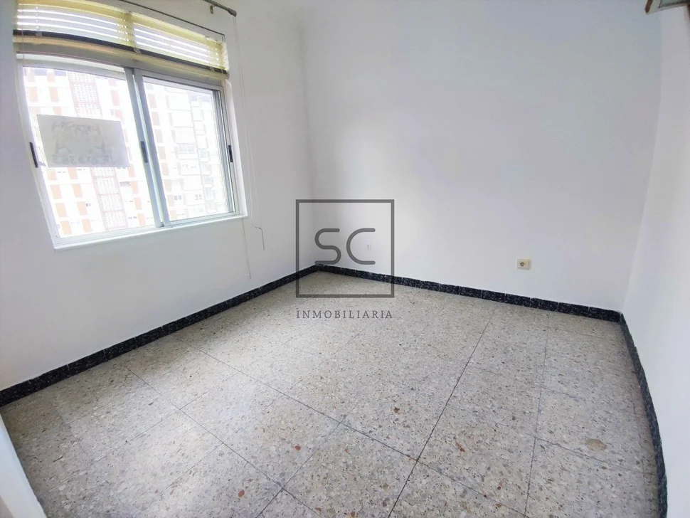 Piso con vistas despejadas fene, fene