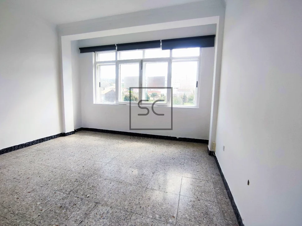 Piso con vistas despejadas fene, fene