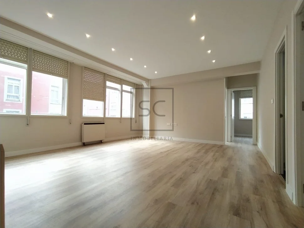 Amplio piso recientemente reformado