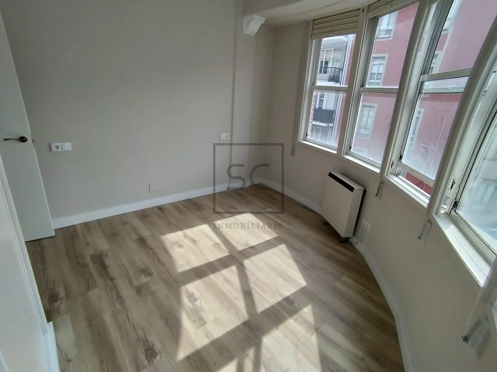 Amplio piso recientemente reformado