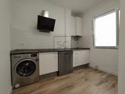 Amplio piso recientemente reformado