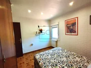 Bonita casa con piscina y vistas al mar