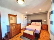 Bonita casa con piscina y vistas al mar