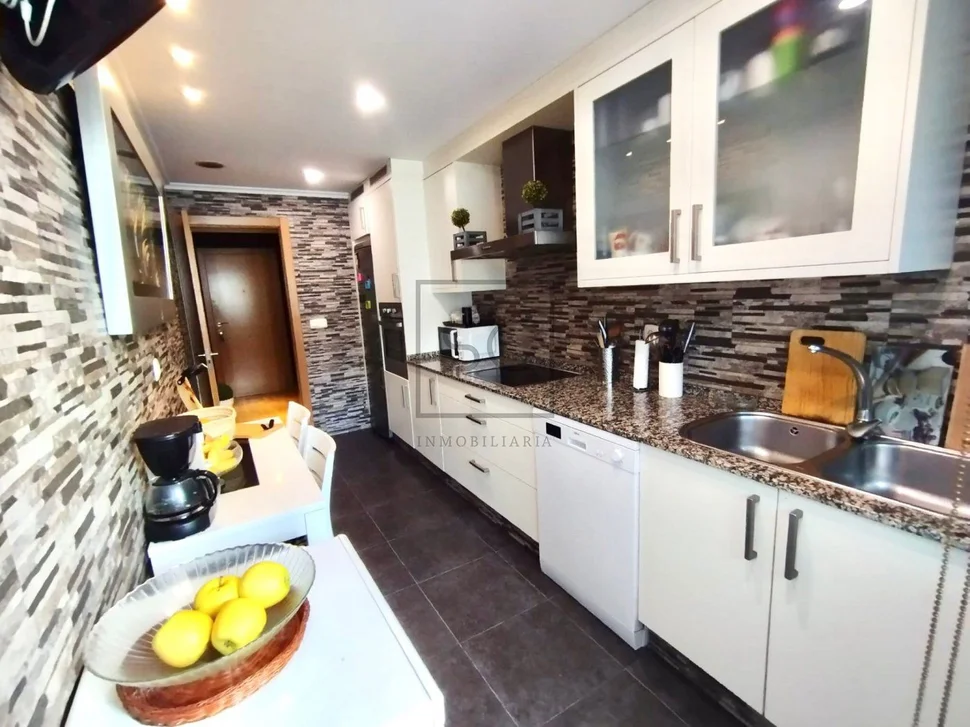 Se vende fantastico duplex zona odeon