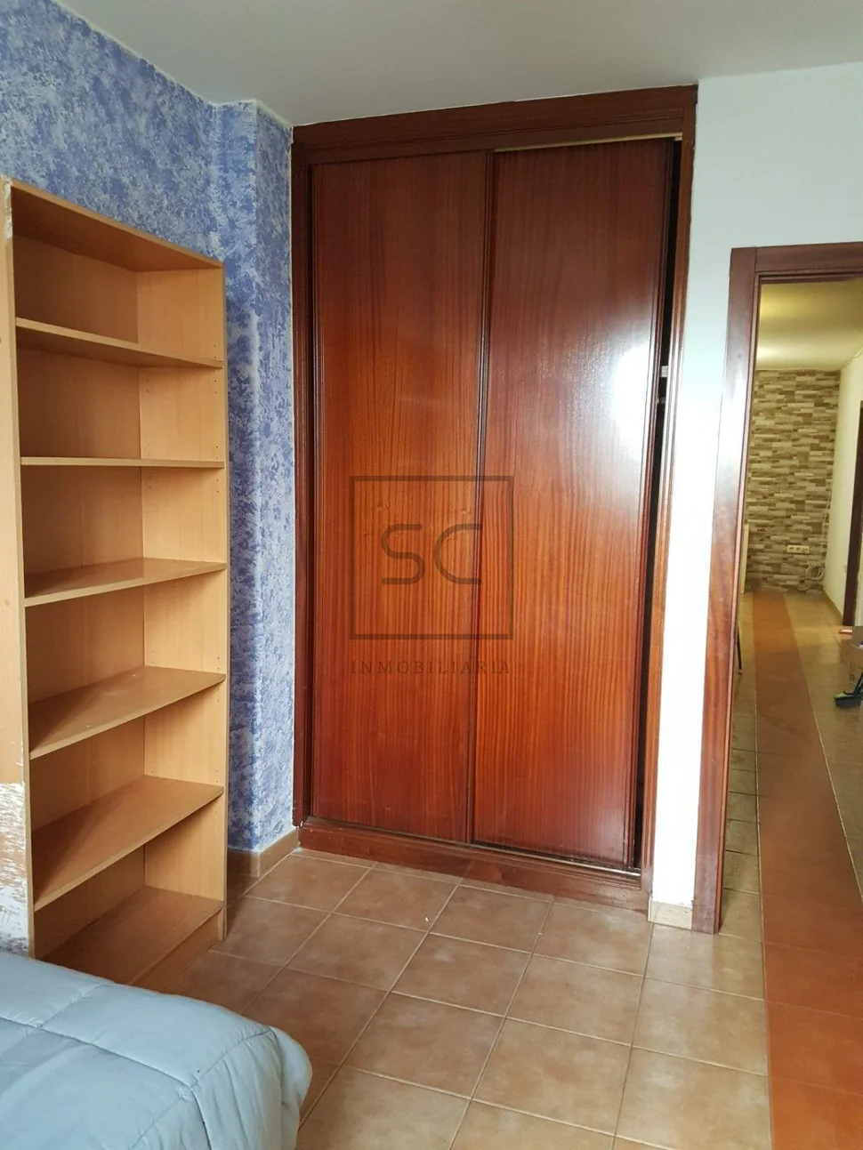 Bajo vivienda acondicionado con jardín