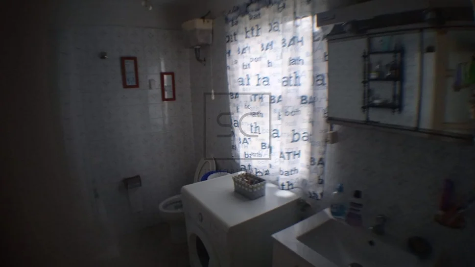 Casa para Reformar y Terreno para Construir en Neda