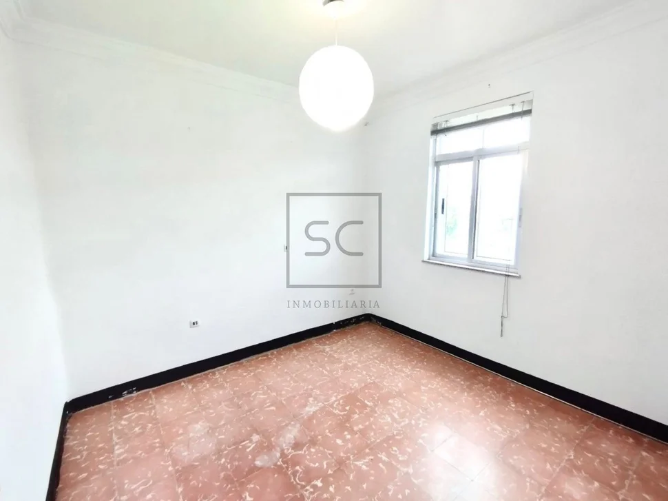 Piso con terreno en la faisca