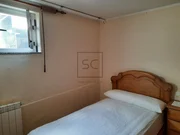 Casa con gran finca para entrar a vivir en el castro, narón