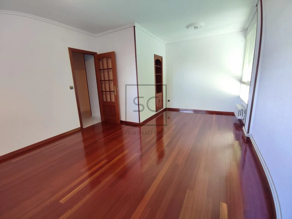 Piso reformado en caranza-ferrol