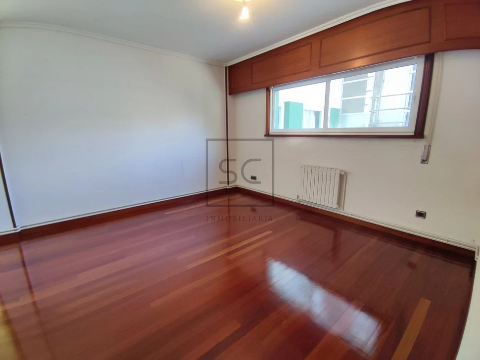 Piso reformado en caranza-ferrol