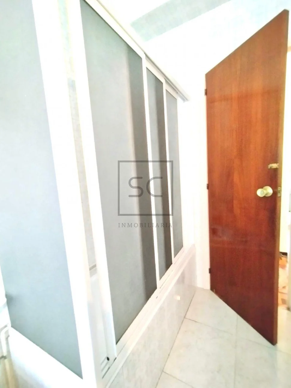 Se Vende Piso Amplio y Luminoso en la Gándara, Narón