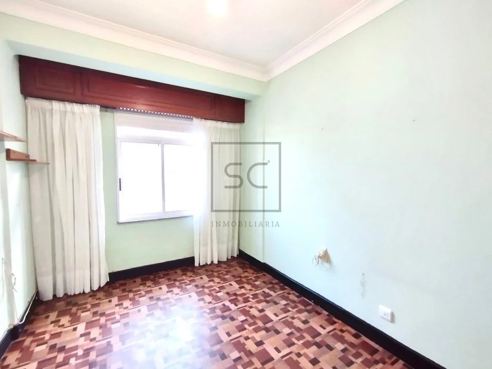 Se Vende Piso Amplio y Luminoso en la Gándara, Narón