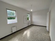 Casa adosada con patio y terreno en serantes, ferrol