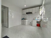 Casa adosada con patio y terreno en serantes, ferrol