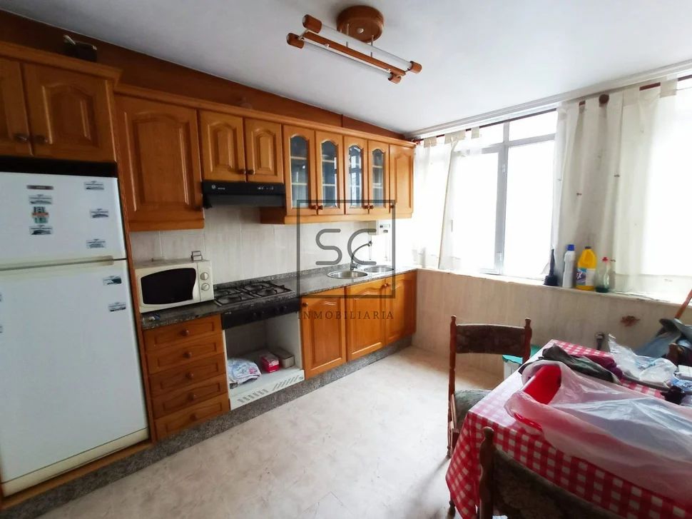 Casa en canido de dos plantas independiente en canido, ferrol