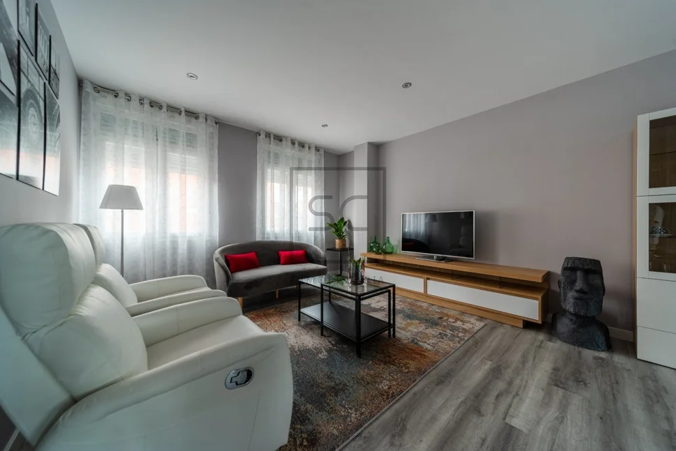 Moderno apartamento amueblado en zona ultramar