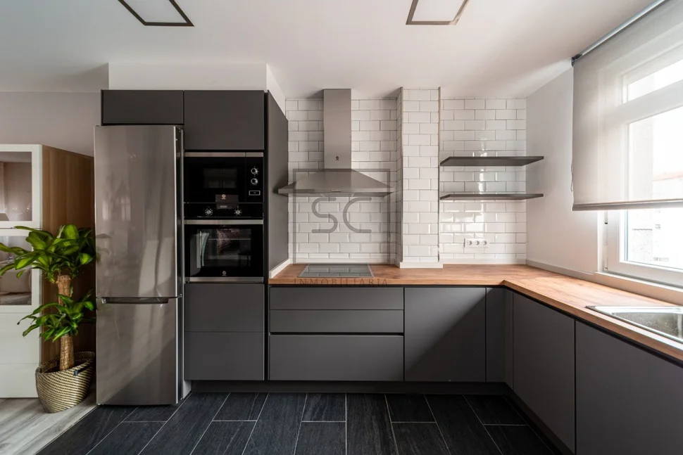 Moderno apartamento amueblado en zona ultramar