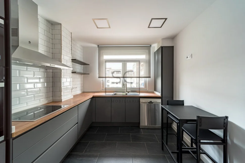 Moderno apartamento amueblado en zona ultramar