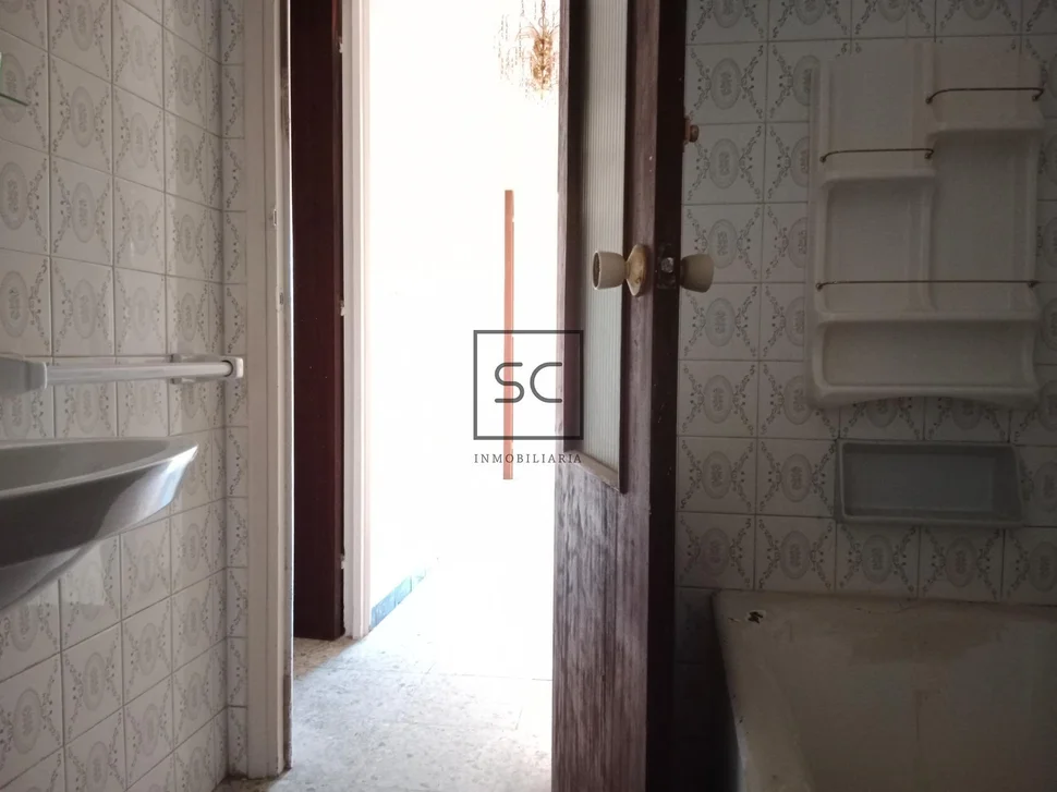 Casa para Reformar con Vistas al Mar en O Seixo, Mugardos