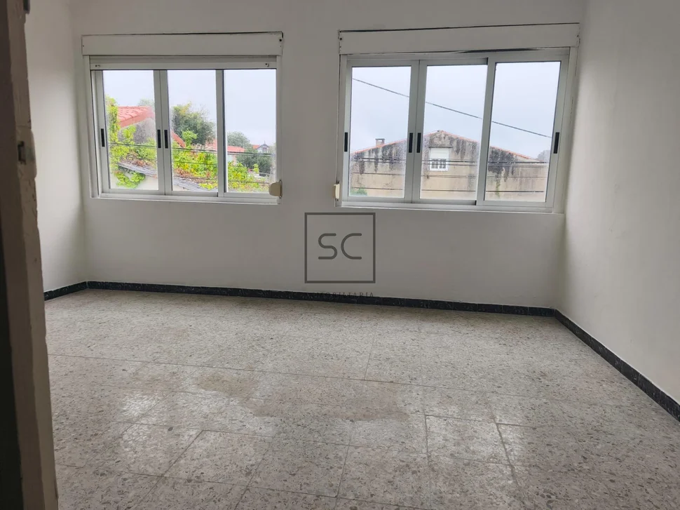Casa para Reformar con Vistas al Mar en O Seixo, Mugardos