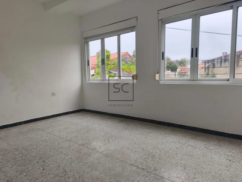 Casa para Reformar con Vistas al Mar en O Seixo, Mugardos