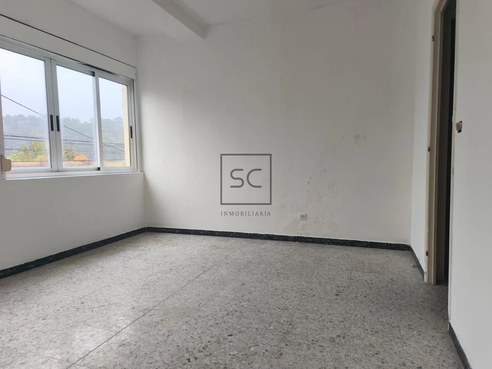 Casa para Reformar con Vistas al Mar en O Seixo, Mugardos