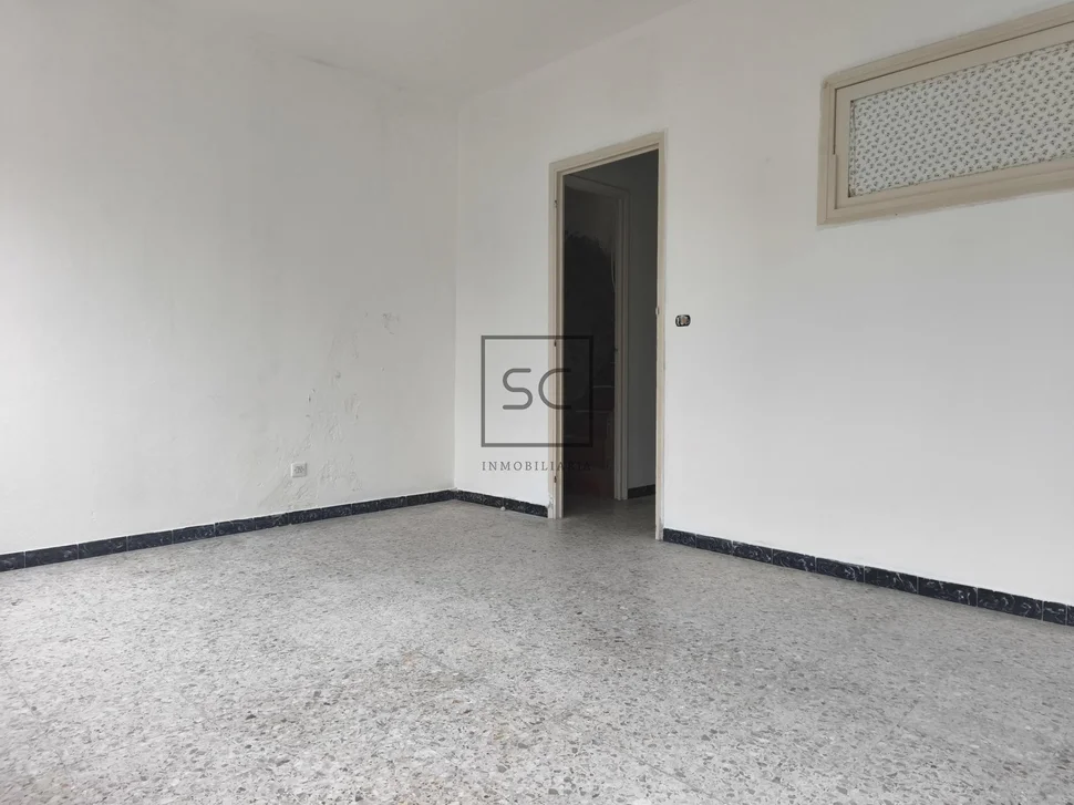 Casa para Reformar con Vistas al Mar en O Seixo, Mugardos
