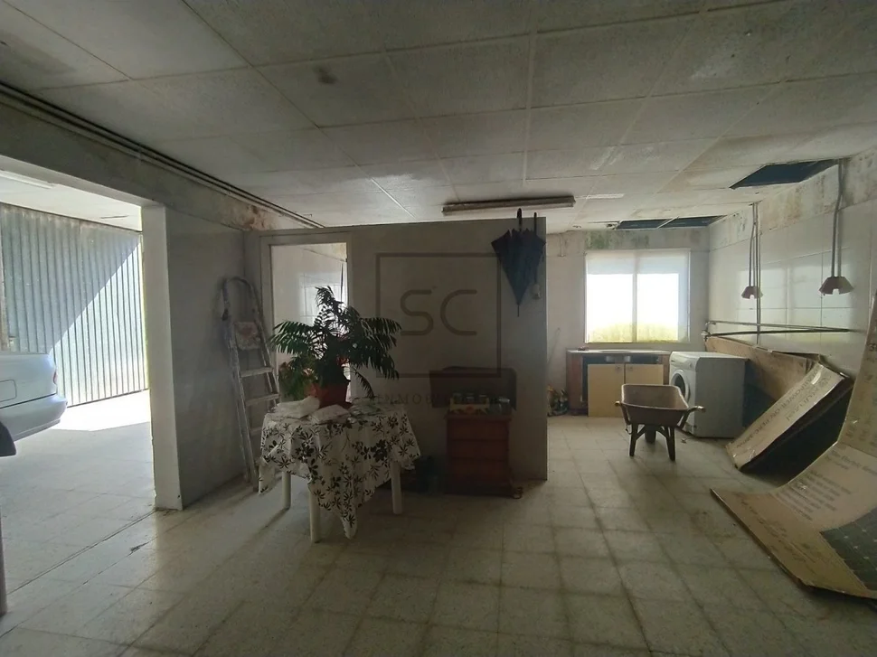 Casa con jardín en castro, narón