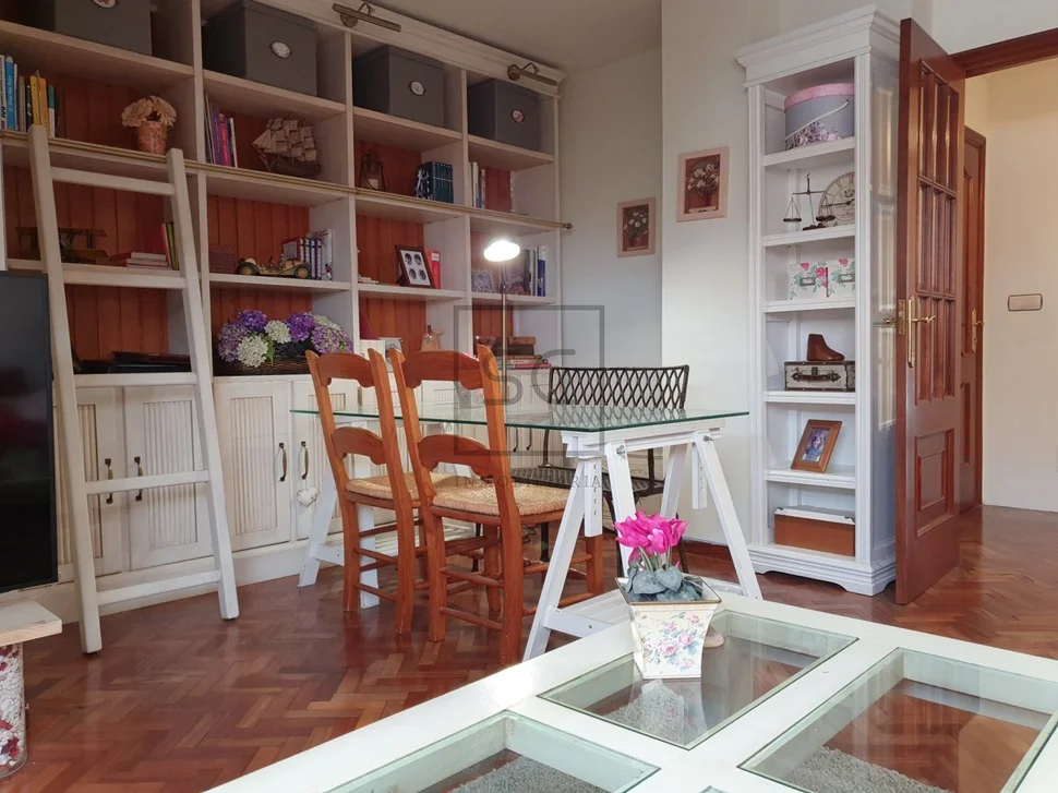 Ático con ascensor en pastoriza, arteixo